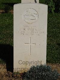 Salonika (Lembet Road) Military Cemetery - Martin, H